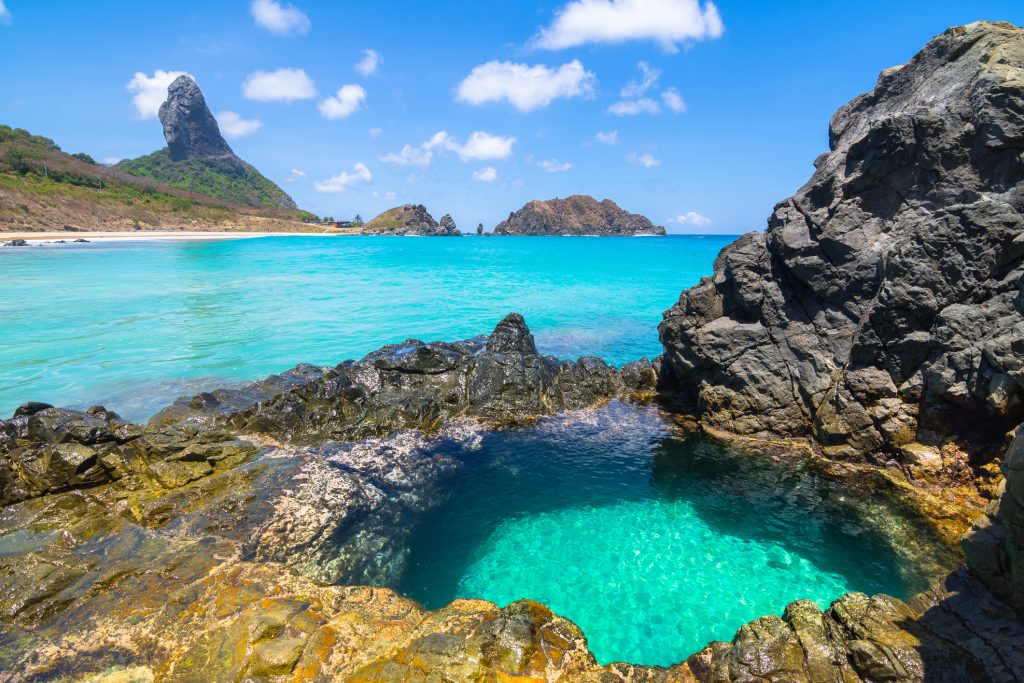 Taxas de Fernando de Noronha em 2026: entenda a TPA e o ingresso do ICMBio antes de viajar